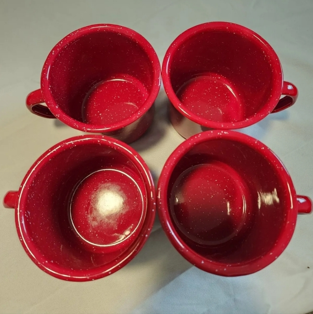 Coleman 12 Piece Red Enamelware Dinnerware Set. - Picture 3 of 4